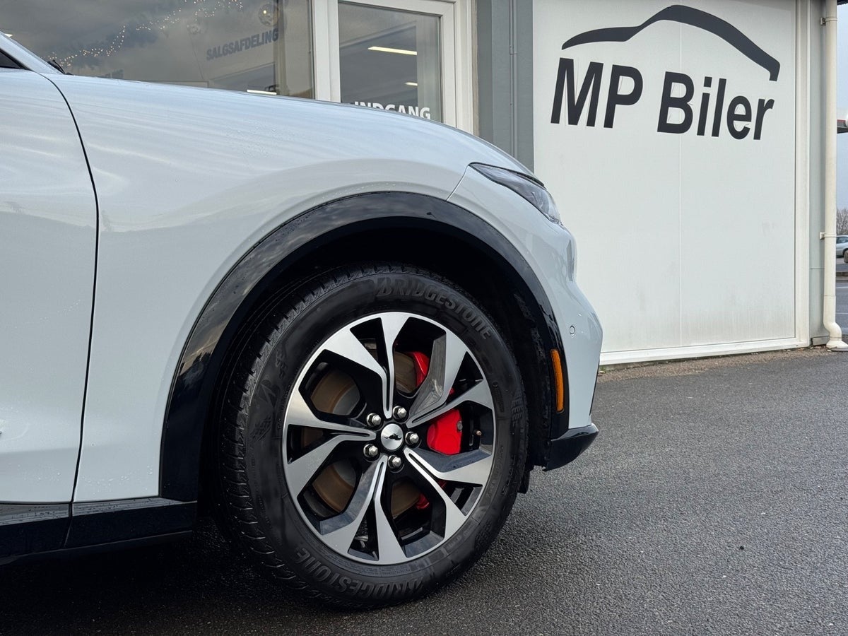 Billede af Ford Mustang Mach-E 75 Premium Standard Range AWD