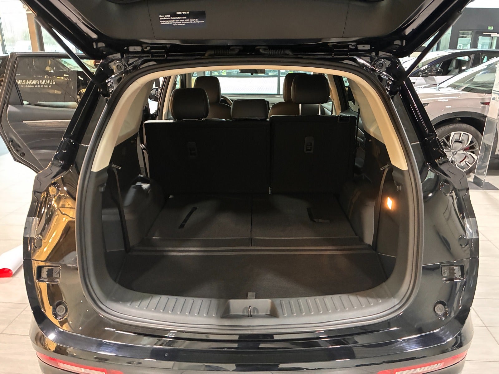 Billede af Navor E5 1,5 PHEV Rock