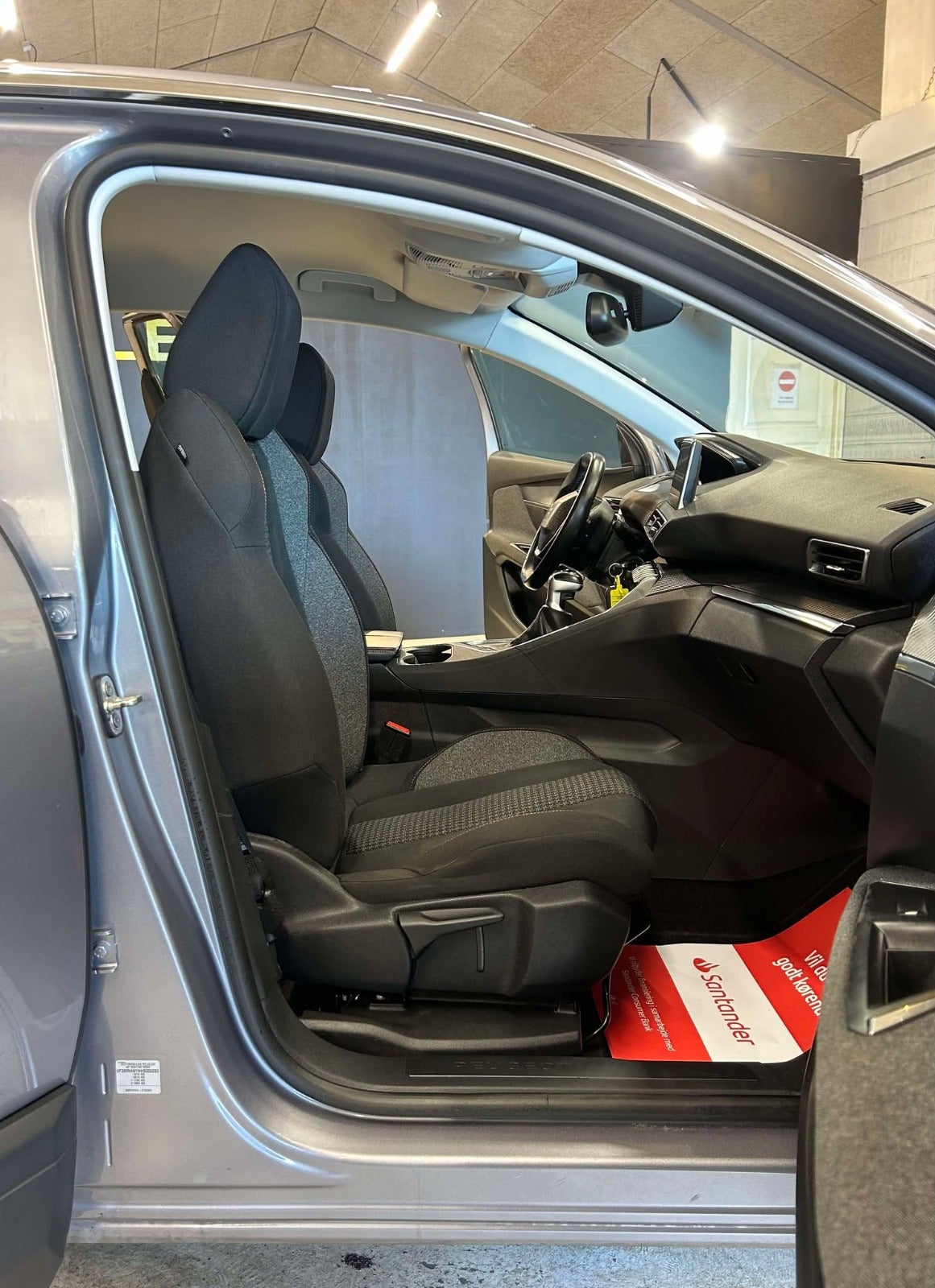 Billede af Peugeot 3008 1,2 e-THP 130 Active