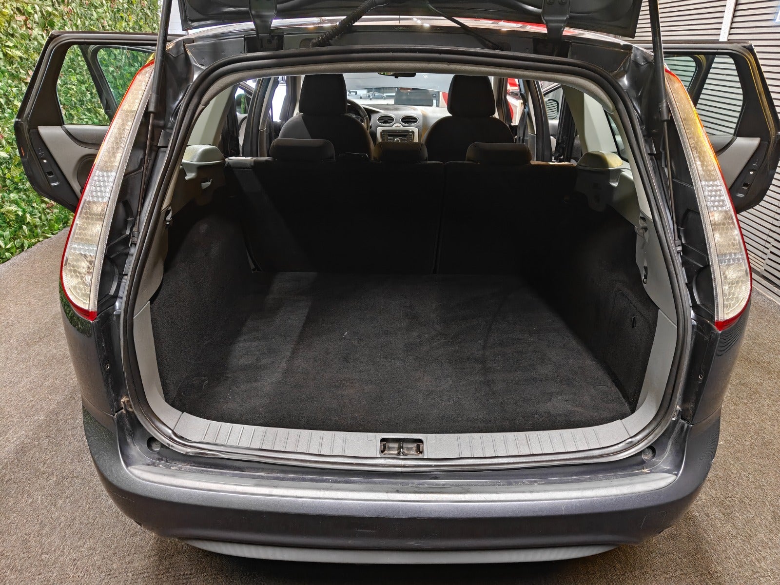 Billede af Ford Focus 1,6 TDCi 109 Ghia stc.