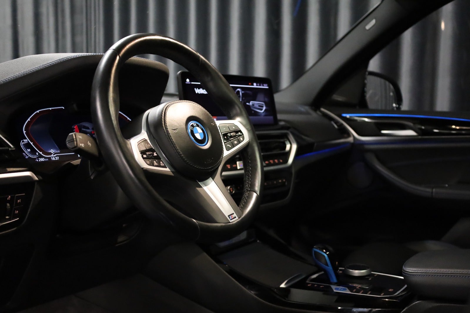 BMW iX3 Charged Plus M-Sport