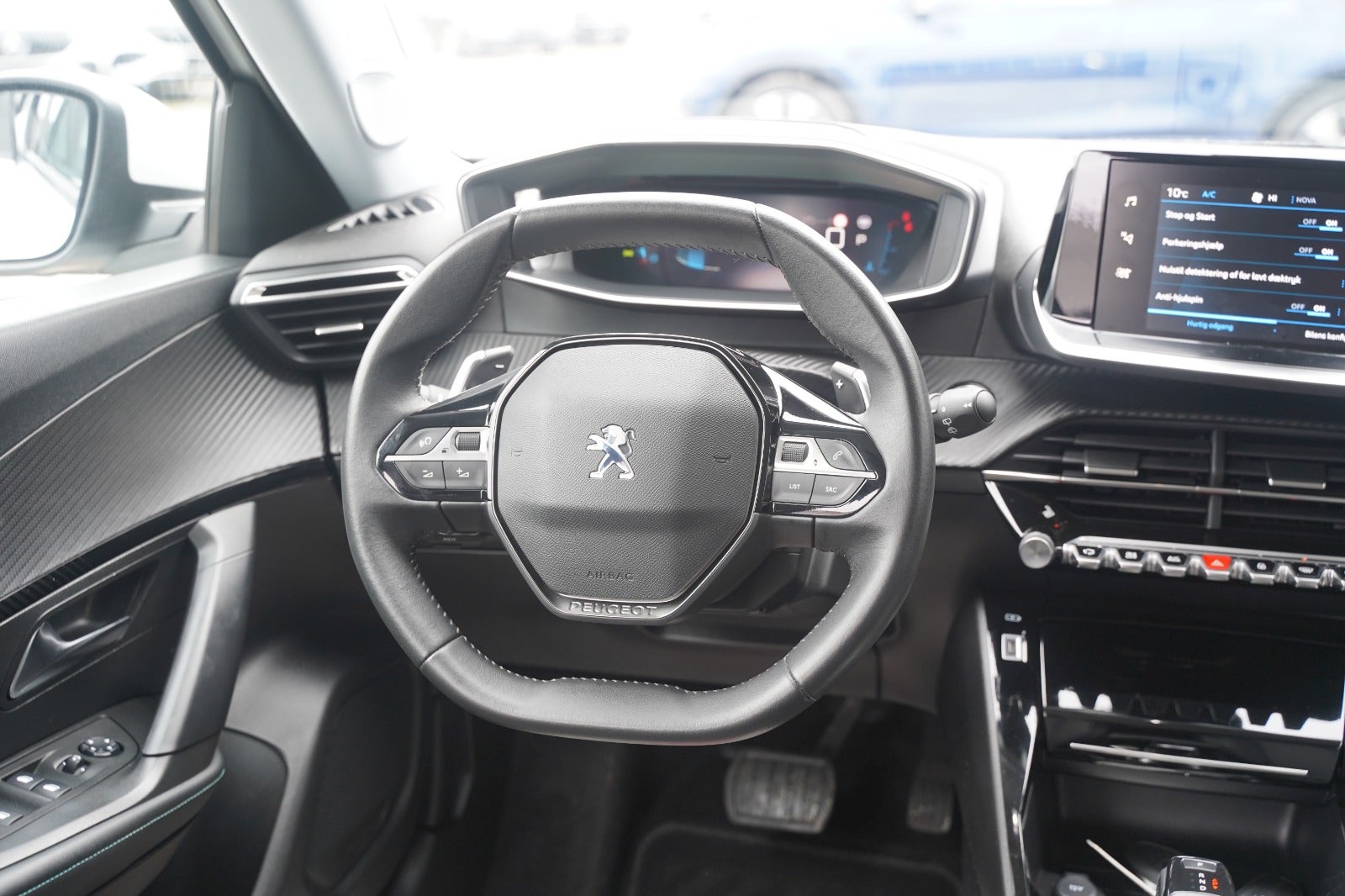 Billede af Peugeot 2008 1,2 PureTech 130 Allure Pack EAT8