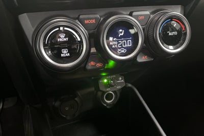 Suzuki Swift Dualjet mHybrid Exclusive+