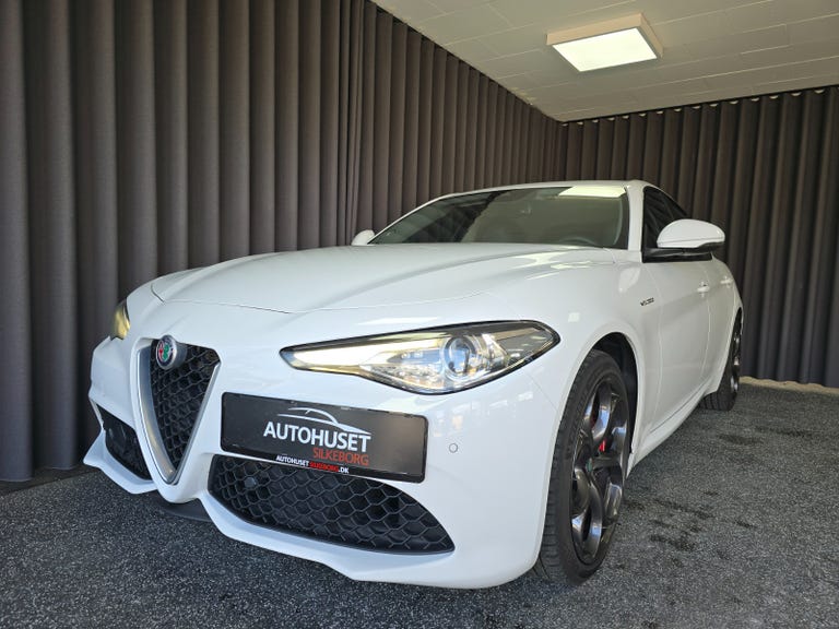 Alfa Romeo Giulia T 280 Veloce aut. Q4