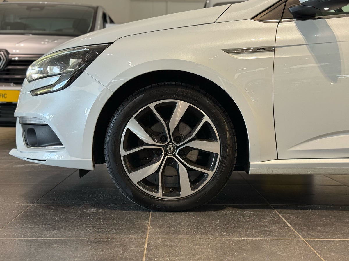 Renault Megane IV TCe 140 Bose Edition Sport Tourer EDC billede 24