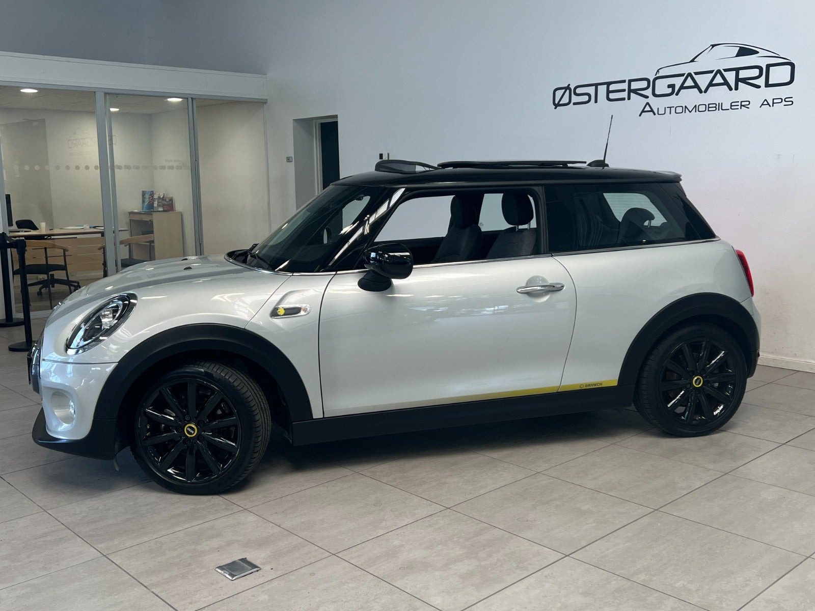 MINI Cooper SE 2021