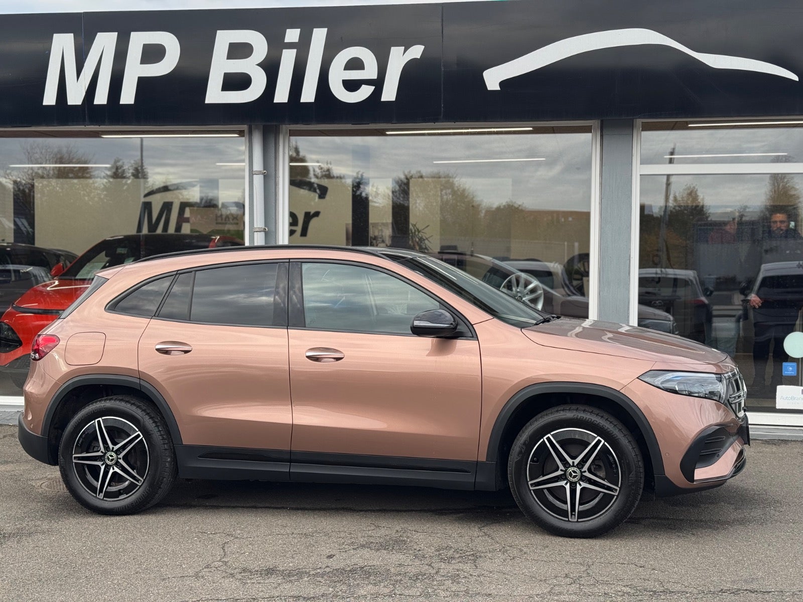 Billede af Mercedes EQA300  AMG Line 4Matic