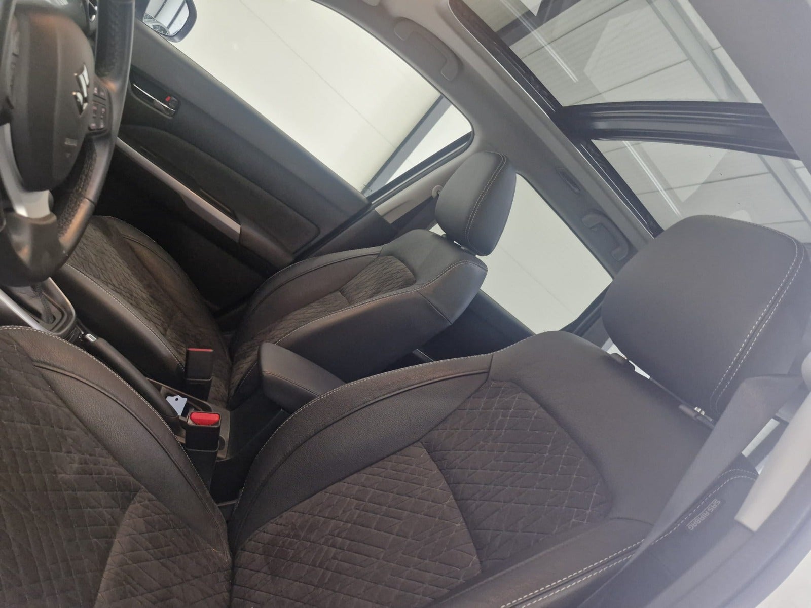 Billede af Suzuki Vitara 1,5 S-Hybrid Adventure AGS