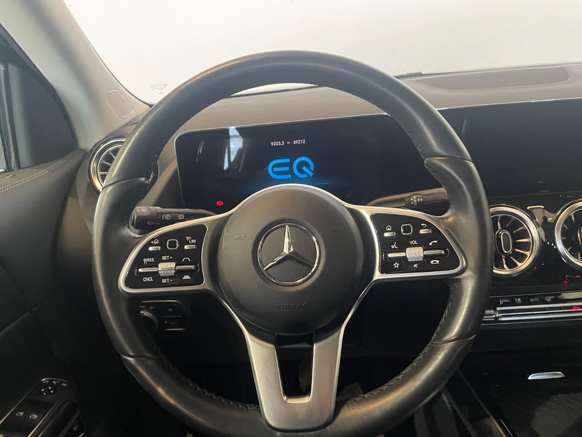 Mercedes EQA300 Progressive 4Matic Van