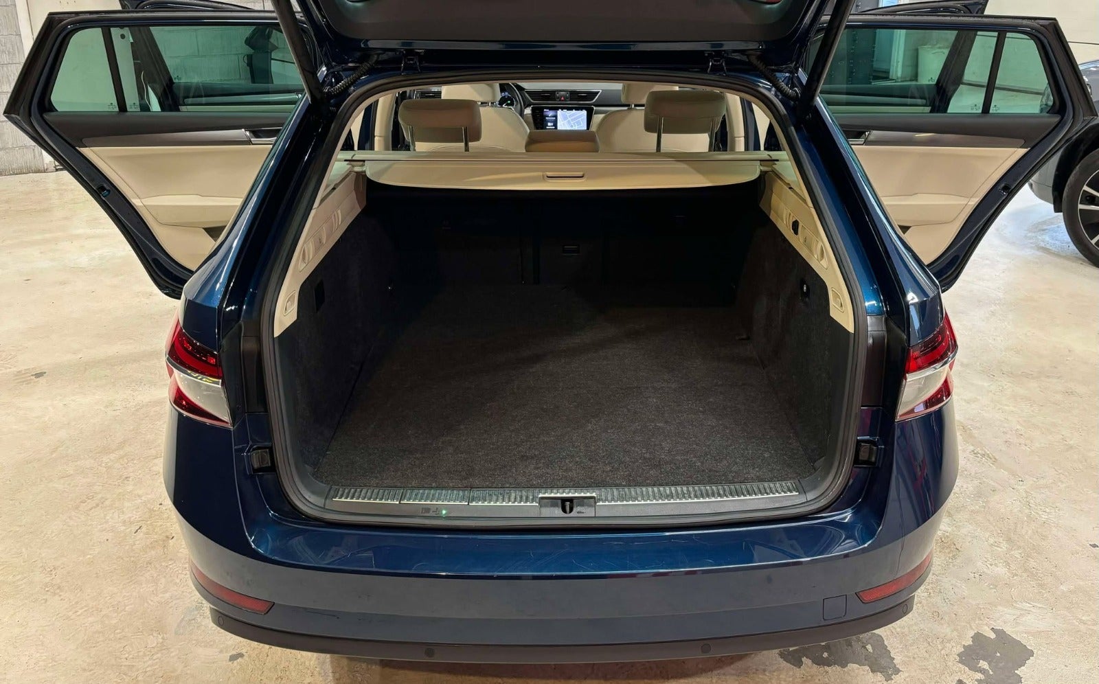 Billede af Skoda Superb 1,4 TSi iV Style Combi DSG