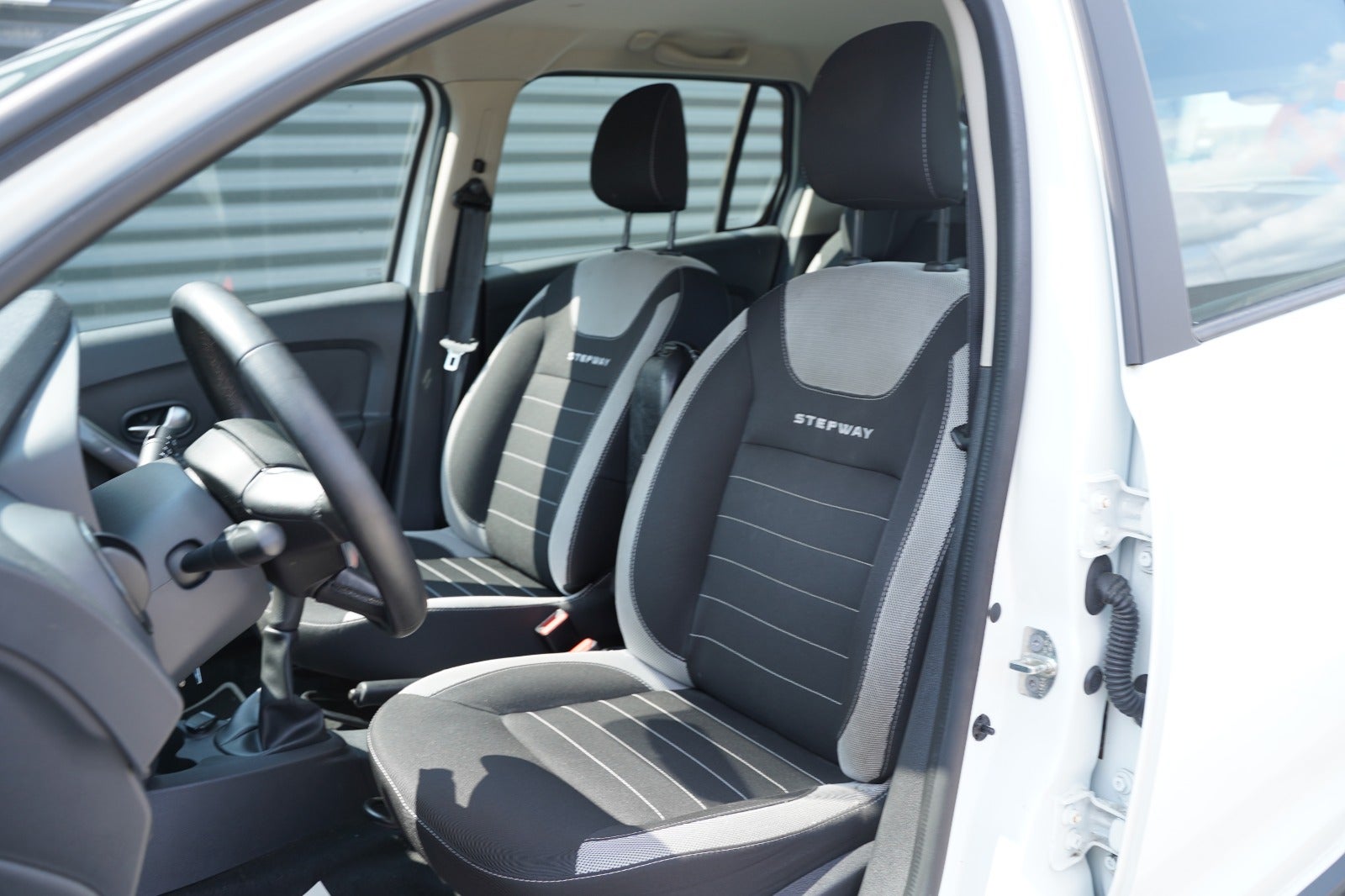 Billede af Dacia Logan Stepway 1,5 dCi 90 Prestige MCV