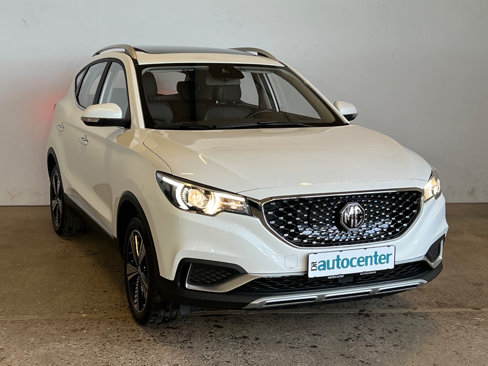 MG ZS EV Luxury