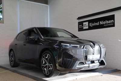 BMW iX xDrive40 Fully Charged Sport