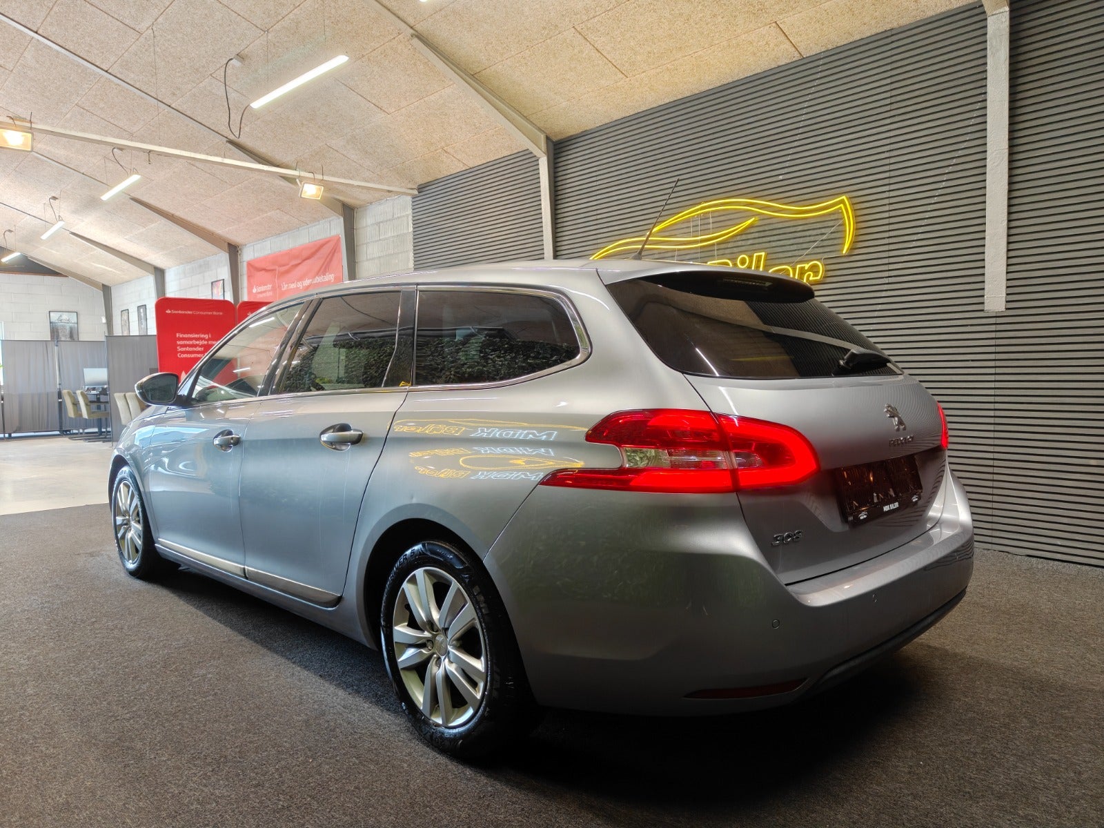 Billede af Peugeot 308 1,2 e-THP 130 Active SW EAT6