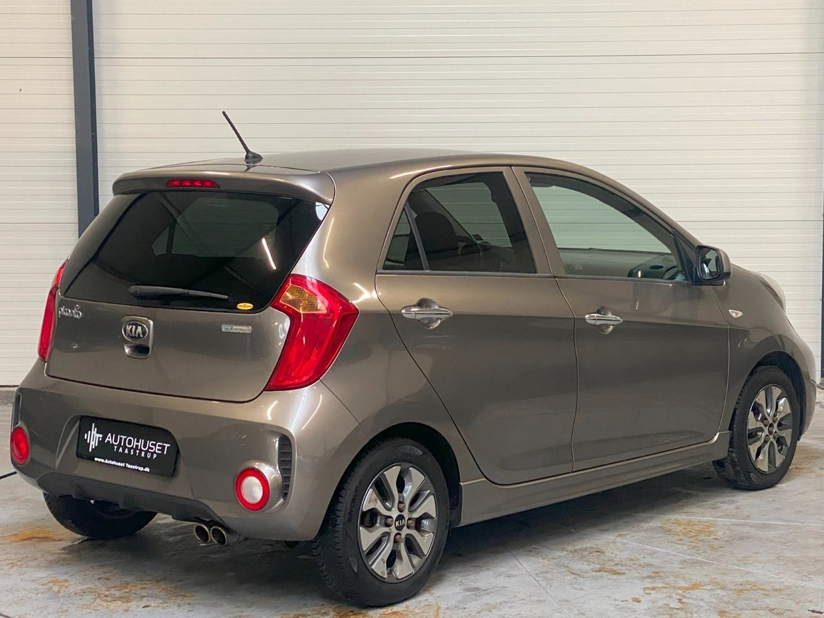 Billede af Kia Picanto 1,0 Attraction Sport