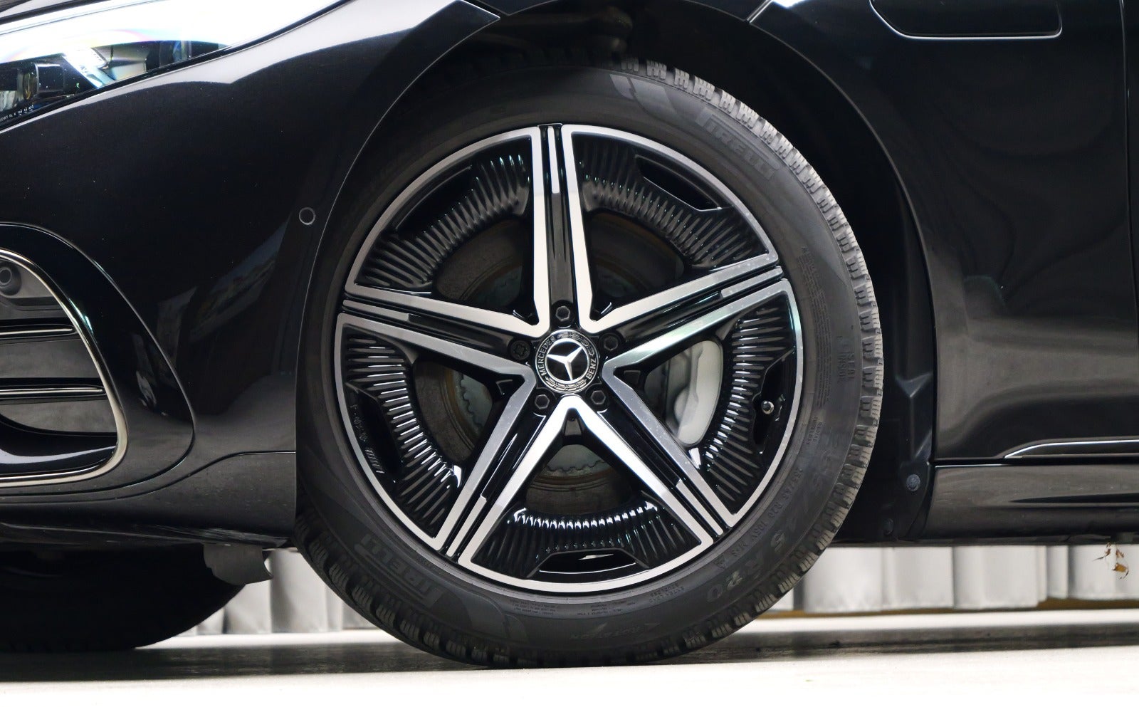 Mercedes EQS350 AMG Line