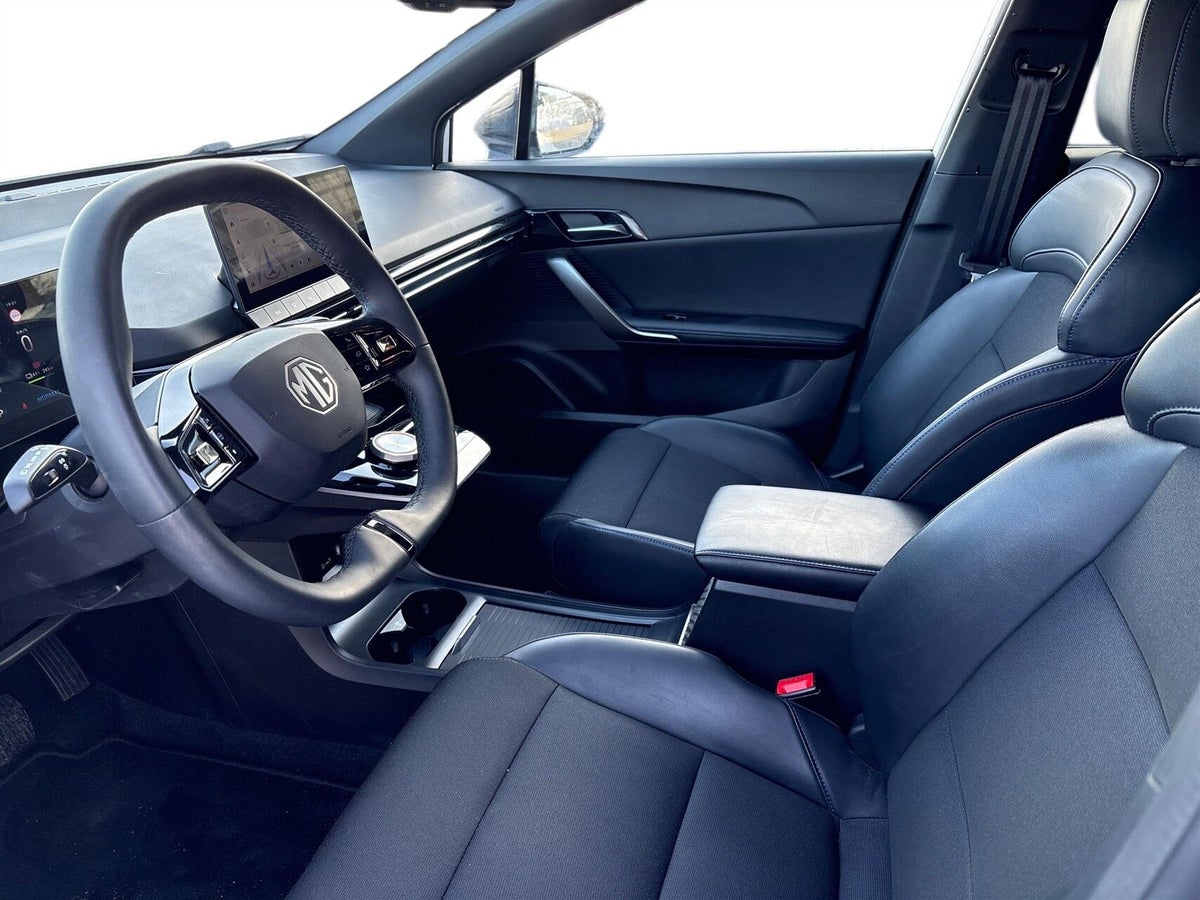 MG 4 Luxury billede 3