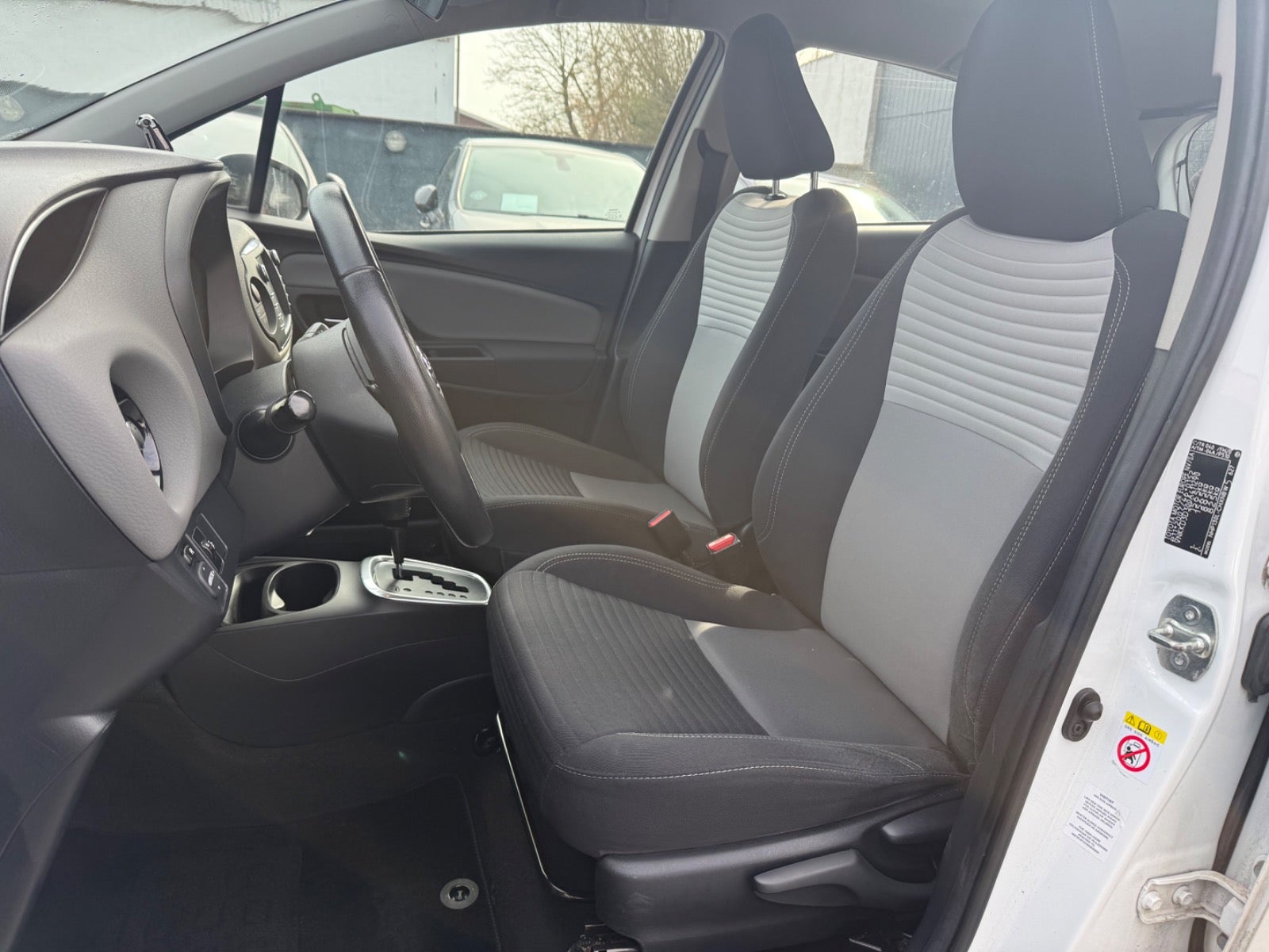 Billede af Toyota Yaris 1,5 Hybrid H2 e-CVT