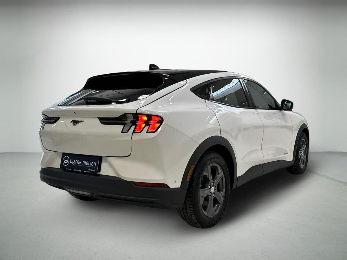 Ford Mustang Mach-E Standard Range billede 2