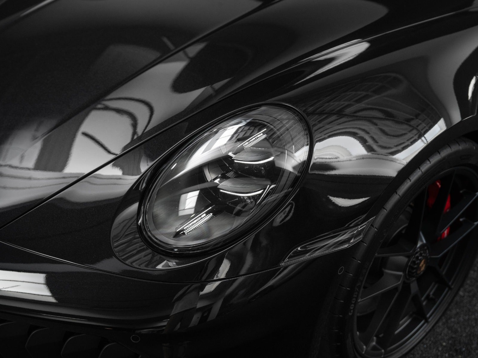 Gallery image 7 of 18