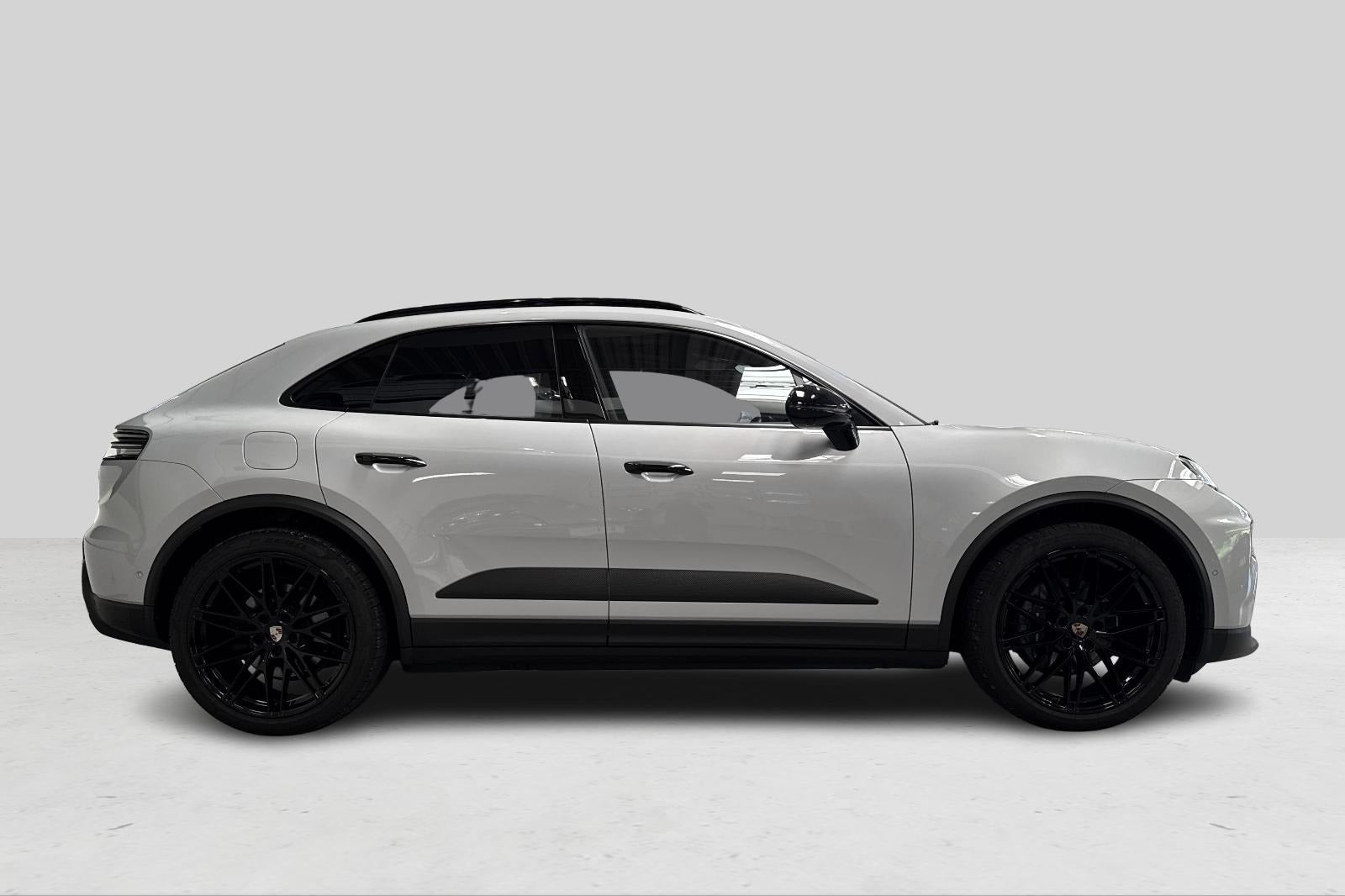 Porsche Macan 4