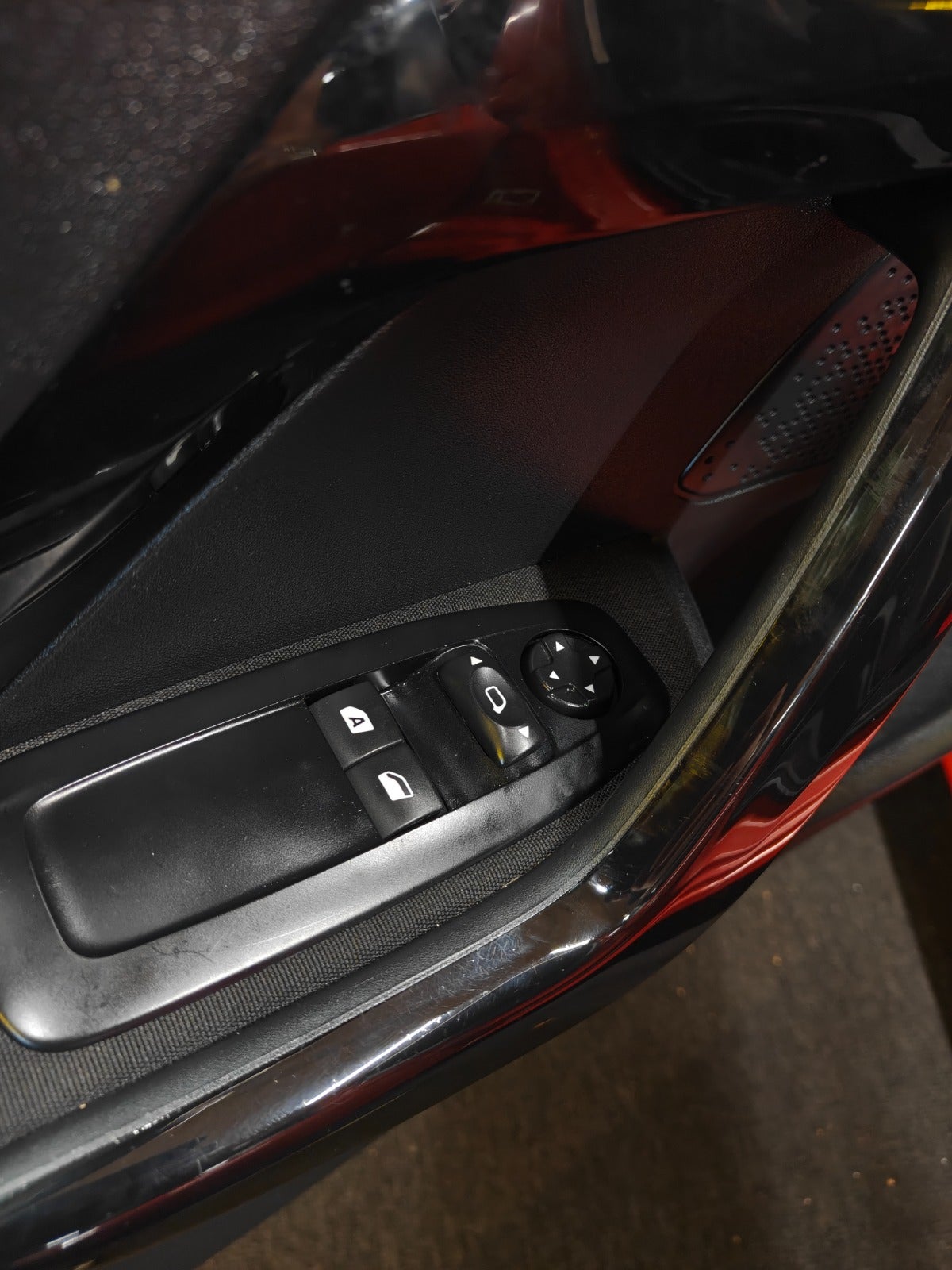 Billede af Peugeot 208 1,2 e-VTi 82 Active ESG