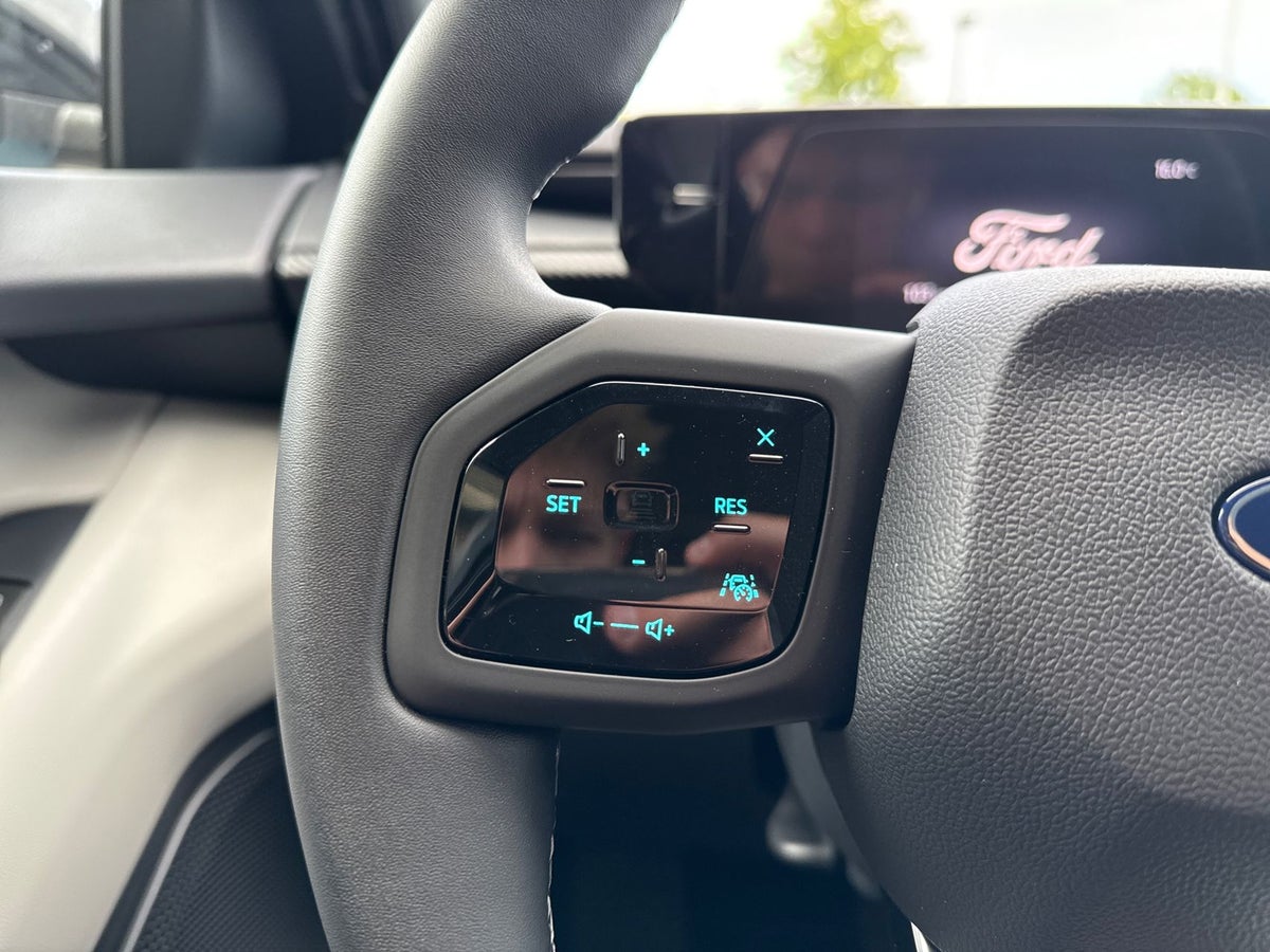 Ford Explorer Premium Extended Range billede 17