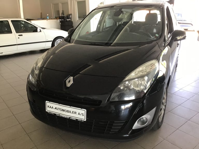 Renault Grand Scenic III dCi 130 Expression 7prs