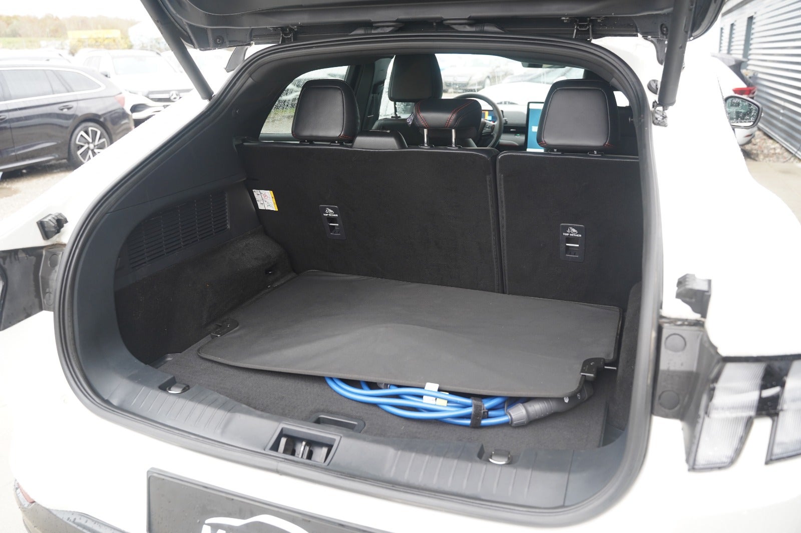 Billede af Ford Mustang Mach-E 98 Premium Extended Range