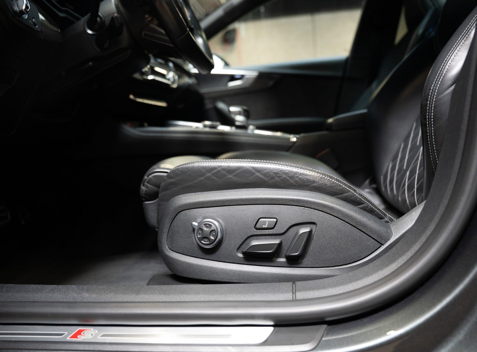 Billede af Audi S5 3,0 TFSi Sportback quattro Tiptr.