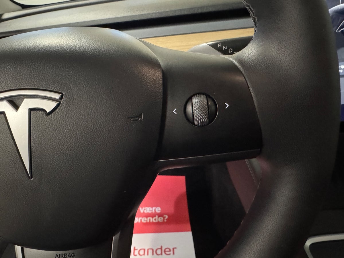 Tesla Model 3 Long Range RWD