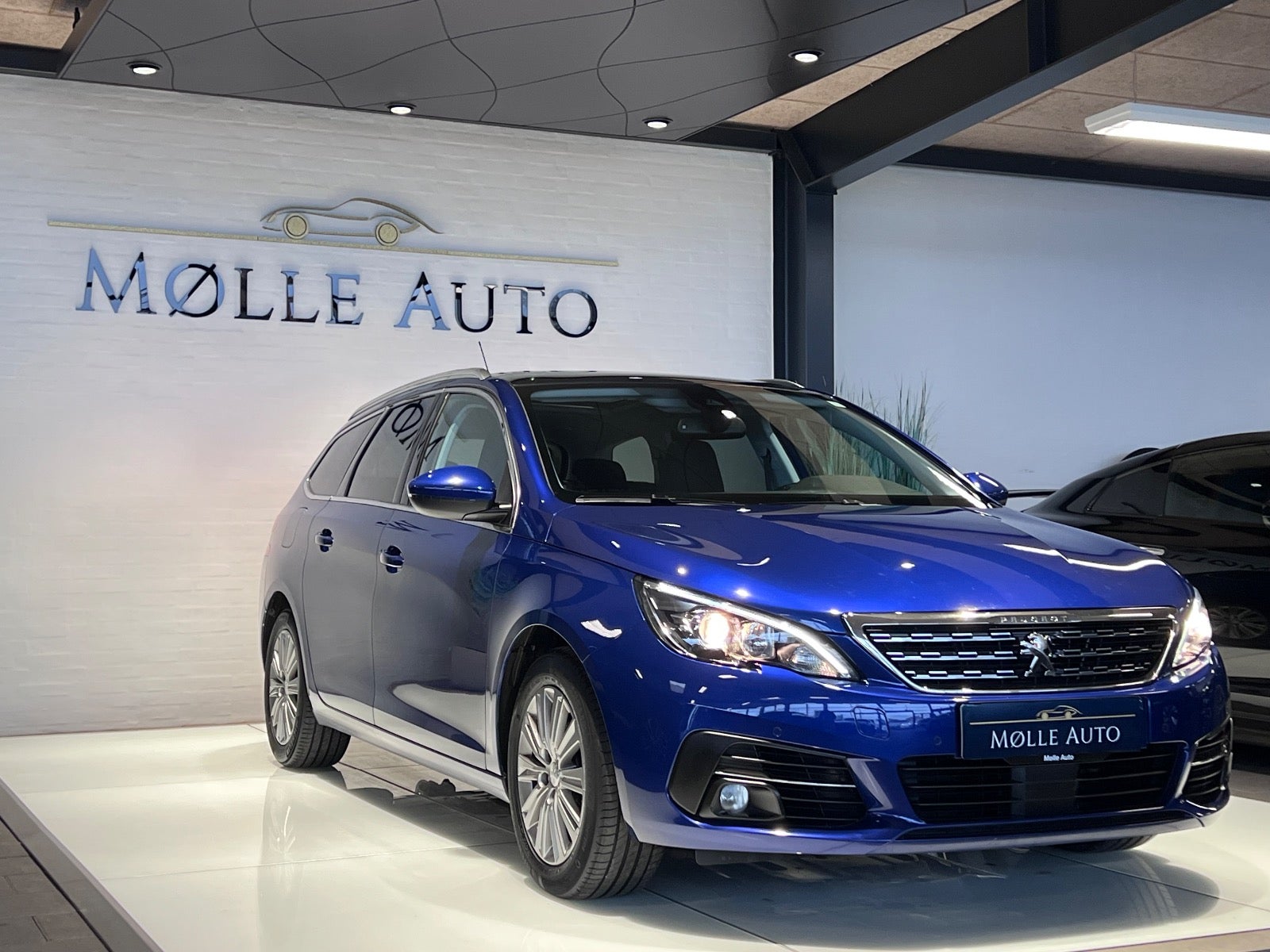 Billede af Peugeot 308 1,5 BlueHDi 130 Allure Lux SW