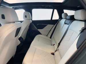 BMW i5 eDrive40 Touring Fully Charged