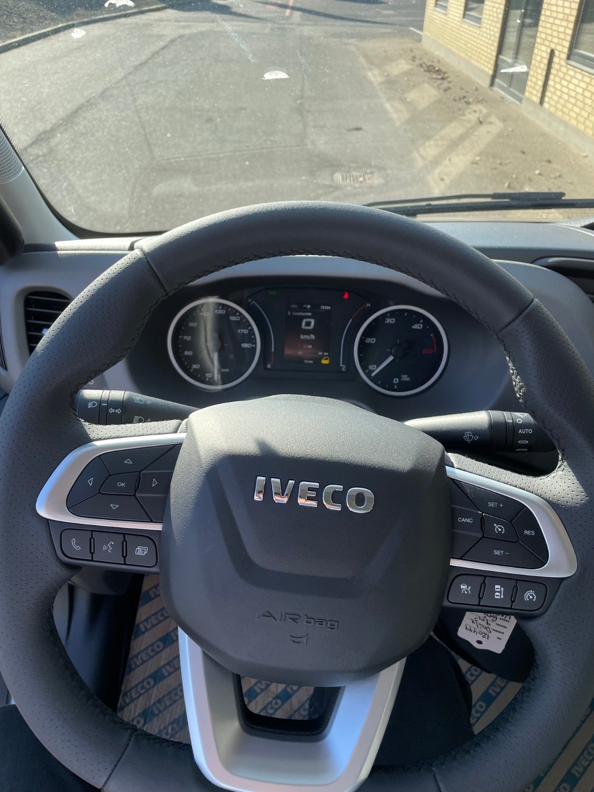 Billede af Iveco Daily 3,0 35S18 9m³ Van AG8