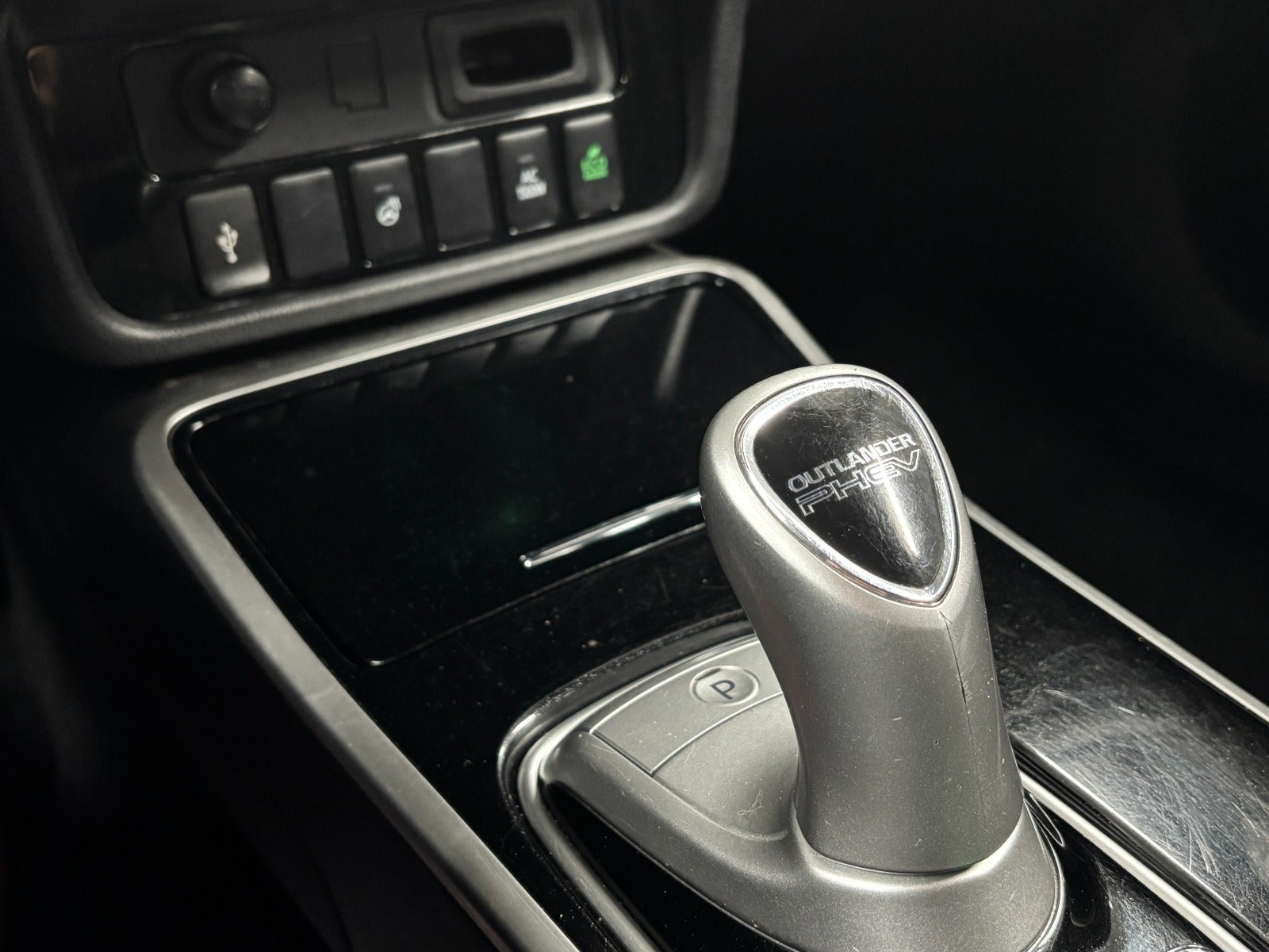 Billede af Mitsubishi Outlander 2,4 PHEV Intense CVT 4WD