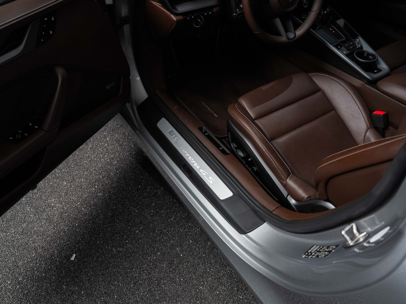 Gallery image 9 of 18