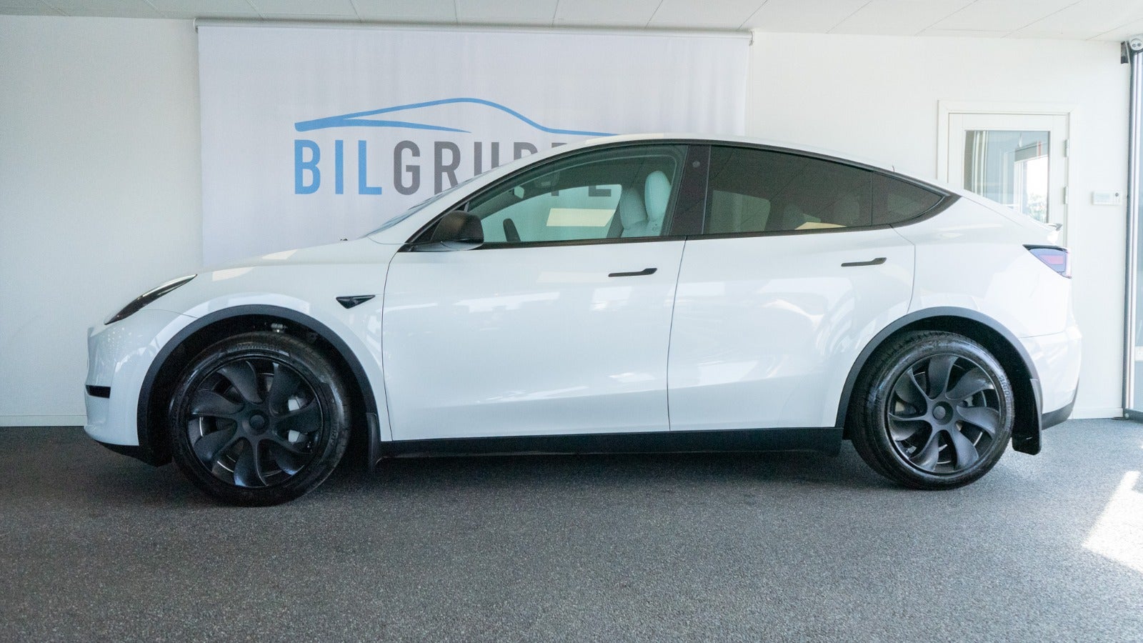 Billede af Tesla Model Y  RWD