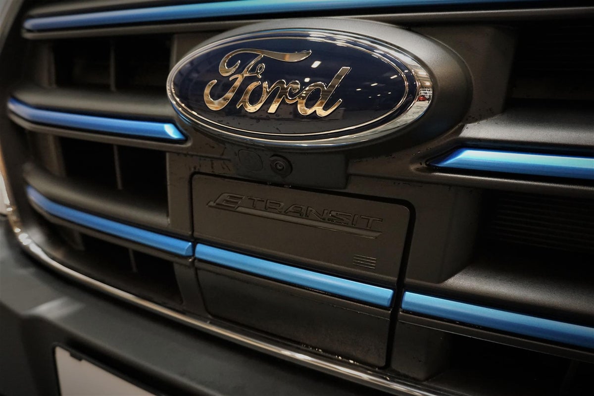 Ford E-Transit 350 L2 Van Trend H2 RWD billede 10