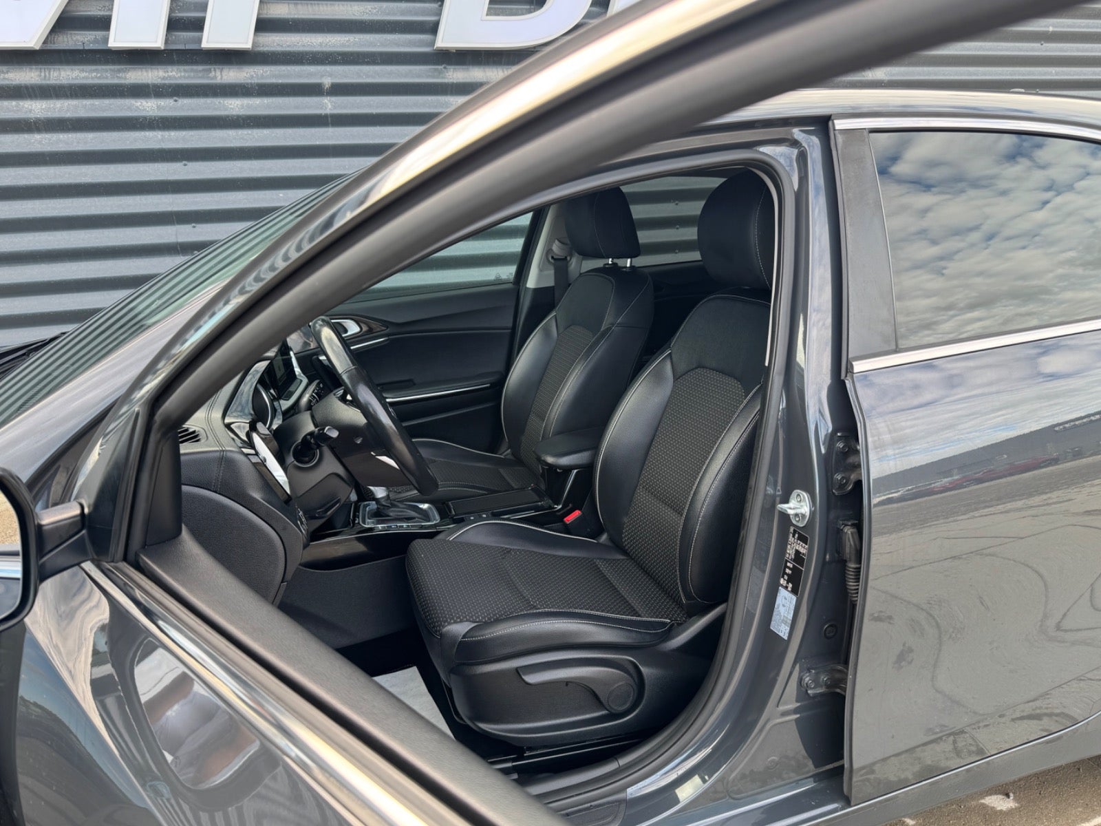 Billede af Kia Ceed 1,4 T-GDi Intro Edition DCT