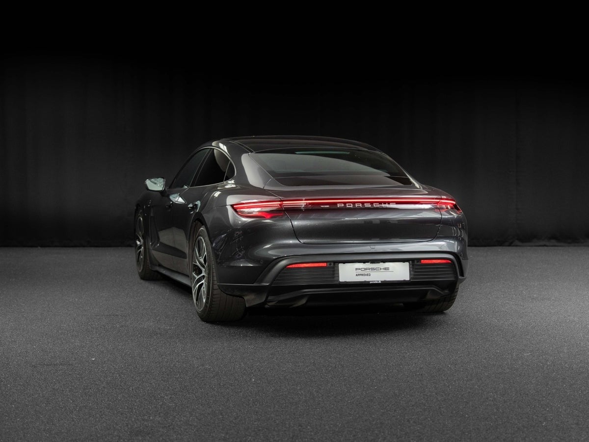 Gallery image 2 of 18