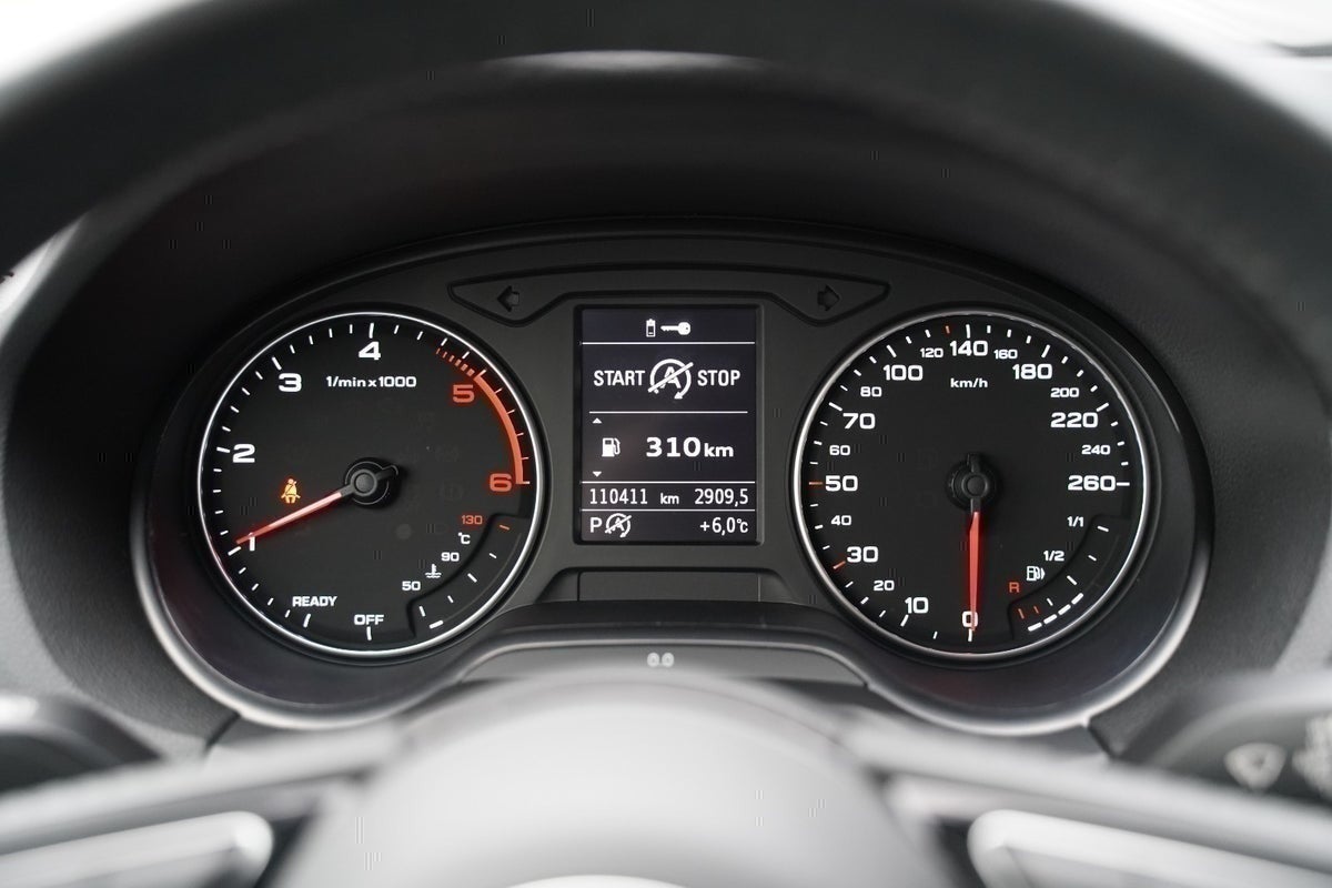 Billede af Audi Q2 35 TDi Sport S-tr.