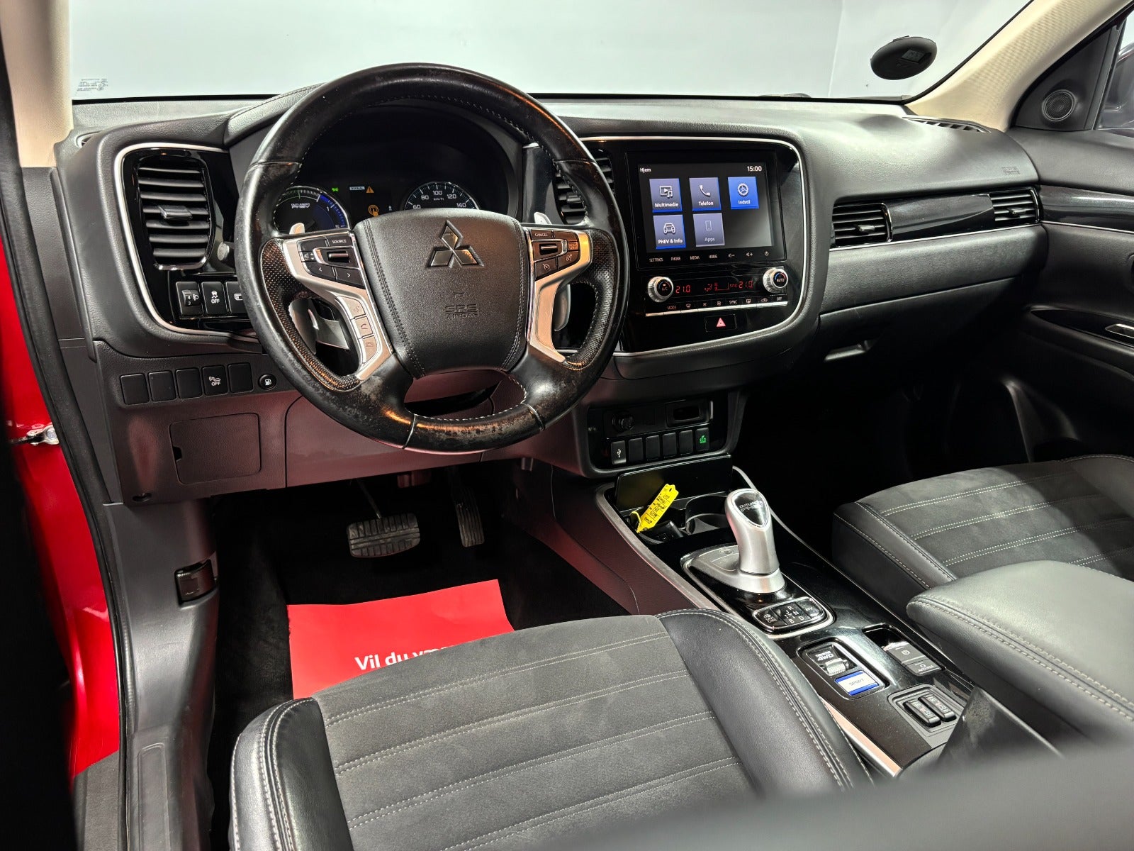Billede af Mitsubishi Outlander 2,4 PHEV Invite CVT 4WD