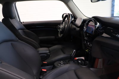 MINI Cooper SE Camden Edition