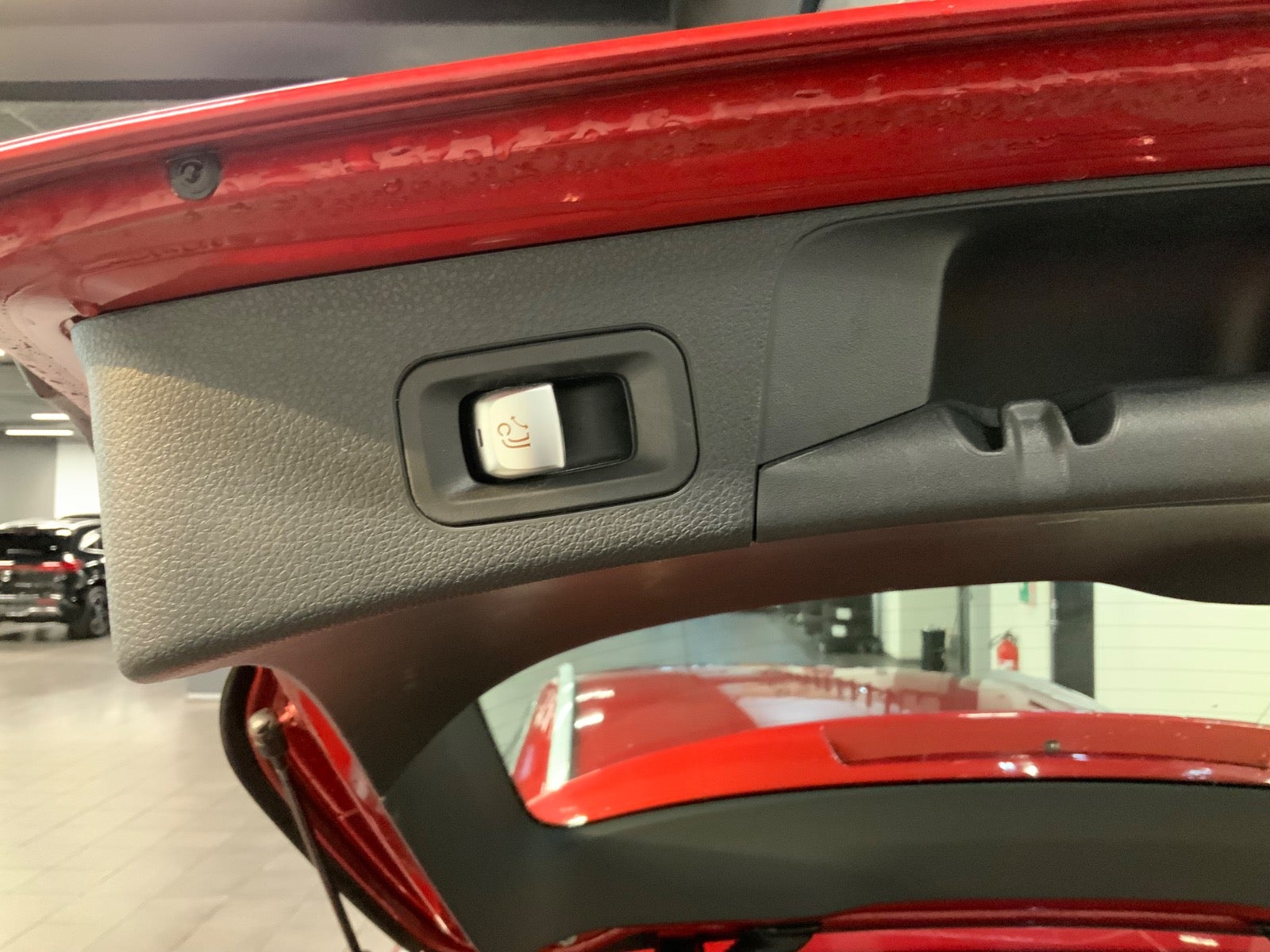 Mercedes-Benz C 300 d (8/8)