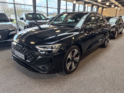 Audi Q8 e-tron 50 S-line quattro 5d