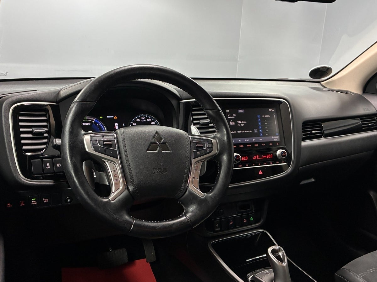 Billede af Mitsubishi Outlander 2,4 PHEV Intense CVT 4WD