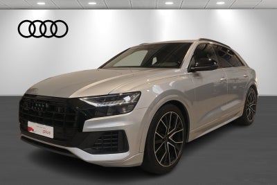 Audi Q8 50 TDi S-line quattro Tiptr. 5d