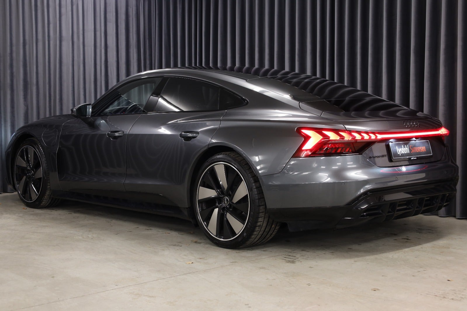 Audi e-tron GT quattro