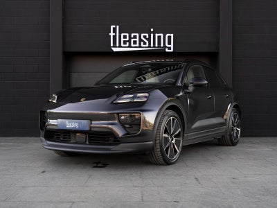 Porsche Macan 4   5d