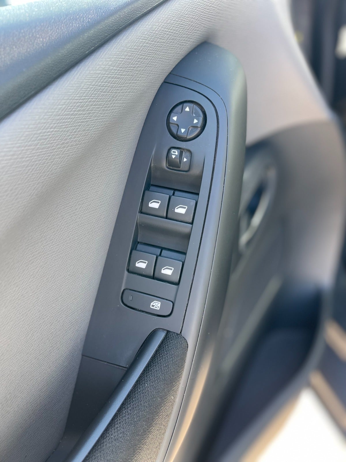 Billede af Citroën Grand C4 SpaceTourer 1,6 BlueHDi 120 Iconic 7prs
